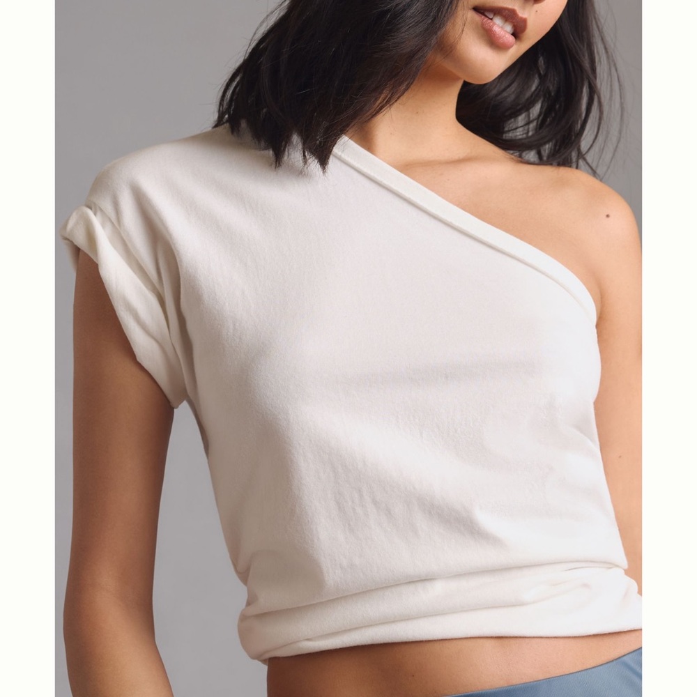 ANTHROPOLOGIE-One shoulder tee shirt